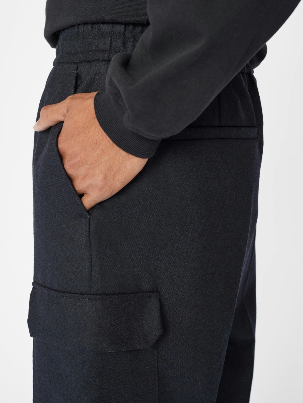 cargo side pocket view alt:size